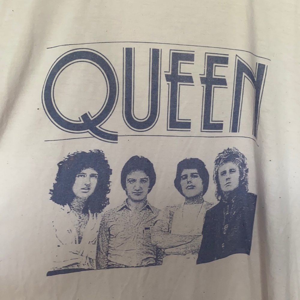 QUEEN tshirt